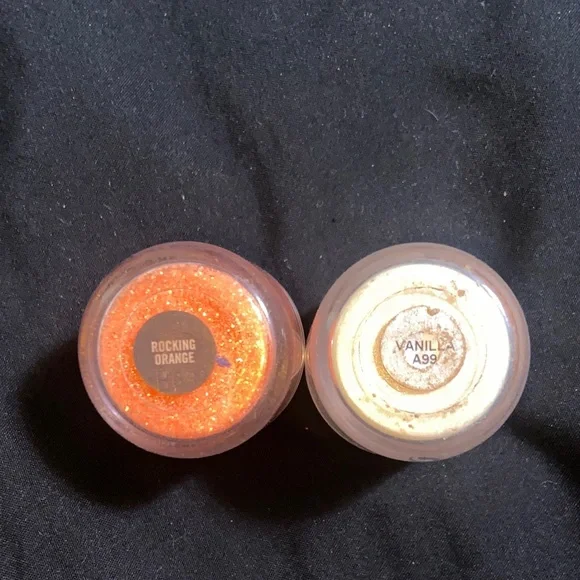 MAC Cosmetics Vibrant Orange and Silver Pigment Duo - Picture 2 of 3